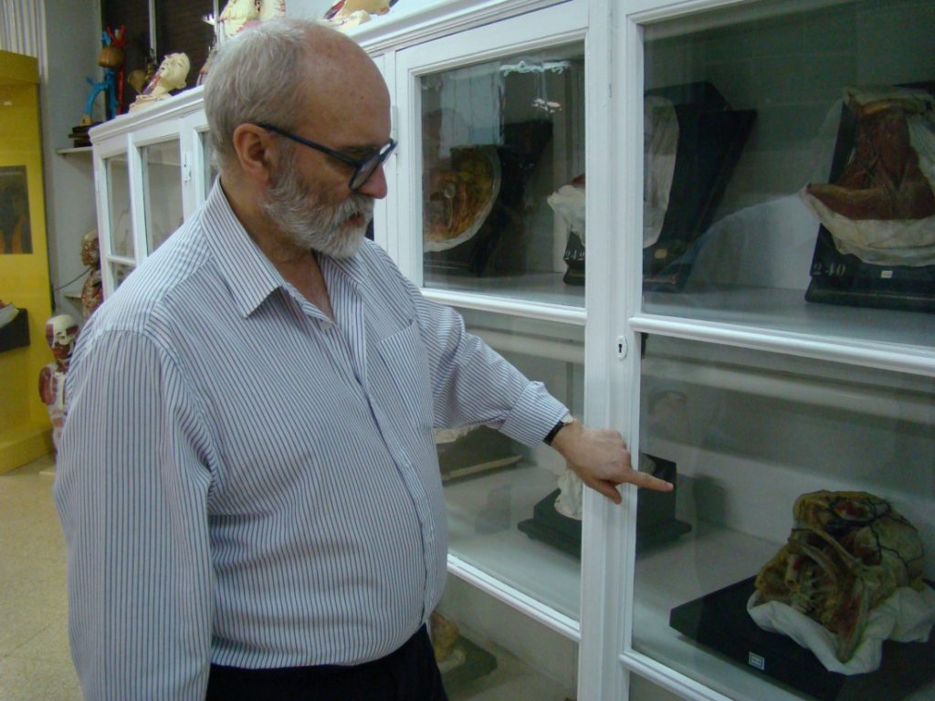 El responsable del Laboratorio de Anatomía Comparada y del Museo de Anatomía de la UVa, Juan Francisco Pastor