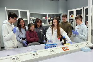 220 investigadores e investigadoras de la UVa acercan sus conocimientos a la sociedad en la Semana de la Ciencia